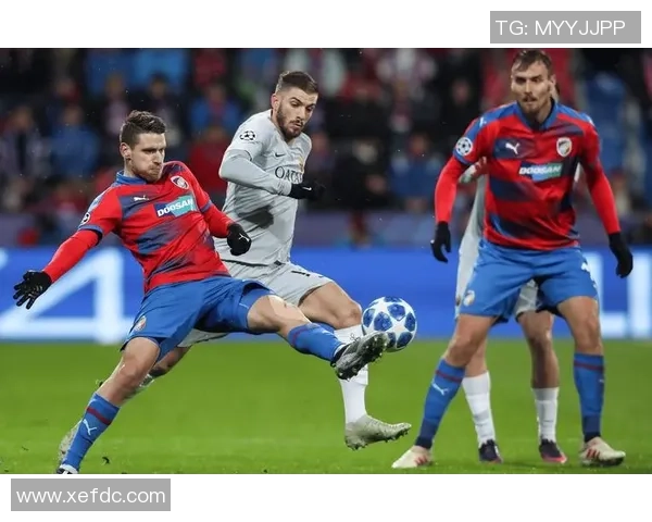 英超焦点战平解析巴黎圣日耳曼与拜仁的战术博弈全景回顾