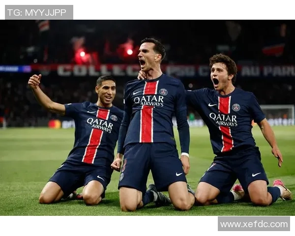 欧联杯精彩对决巴黎圣日耳曼逆转曼联全场沸腾战报解析