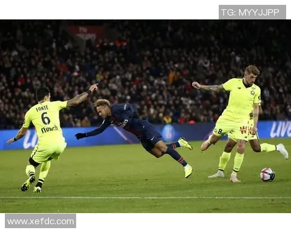 意甲激战：波尔图狂胜巴黎圣日耳曼5-1神奇扑救点燃全场激情