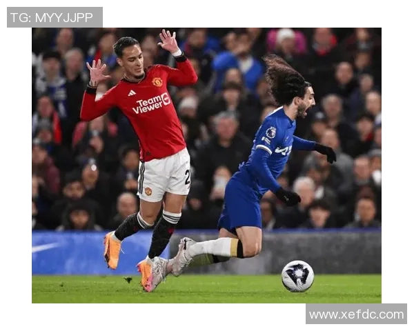 切尔西在世界杯中以3-0战胜曼联补时进球点燃全场激情 切尔西在世界杯中以3-0战胜曼联补时进球点燃全场激情