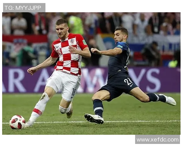 世界杯精彩对决巴黎圣日耳曼与利物浦战成平局乌龙球引发全场热议 世界杯精彩对决巴黎圣日耳曼与利物浦战成平局乌龙球引发全场热议