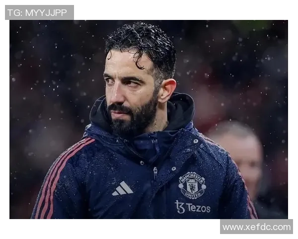 意甲惊现冷门波尔图战平曼联逆转瞬间引发全场沸腾 意甲惊现冷门波尔图战平曼联逆转瞬间引发全场沸腾