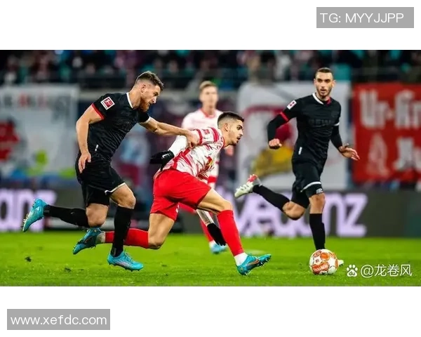 意甲激战:莱比锡与里昂战平争议判罚引发全场热议 意甲激战:莱比锡与里昂战平争议判罚引发全场热议