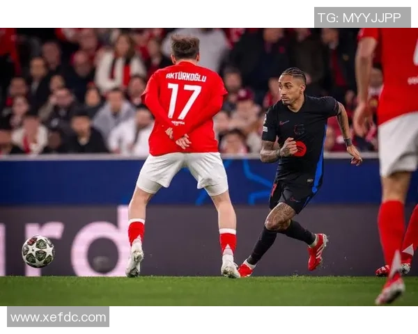 利物浦逆转巴萨友谊赛精彩瞬间全场沸腾赛后点评回顾