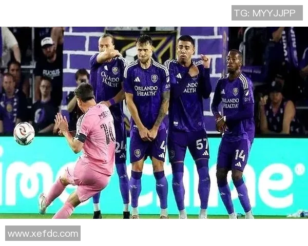 国王杯精彩对决利物浦大胜切尔西红牌事件引发全场热议